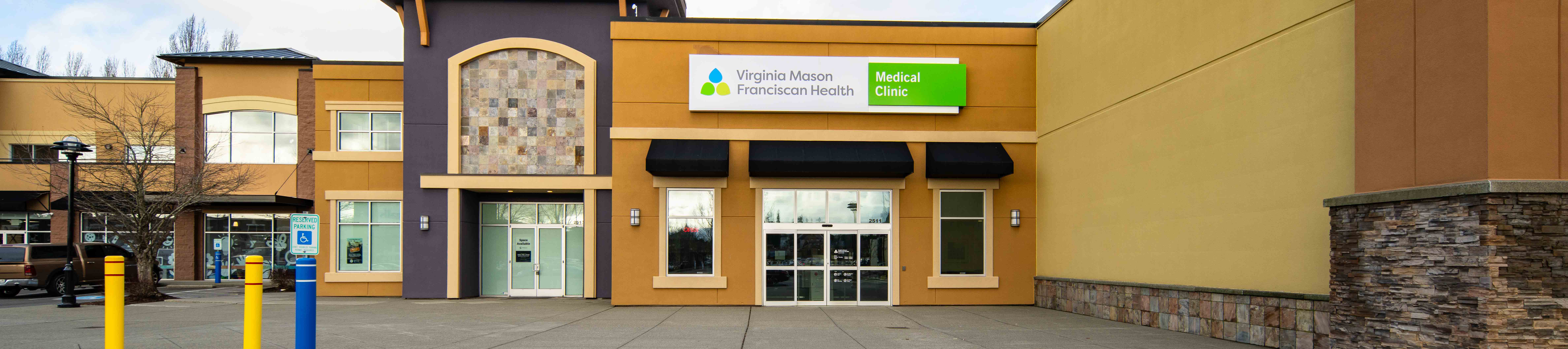 Exterior front view of Franciscan Medical Clinic - Westwood