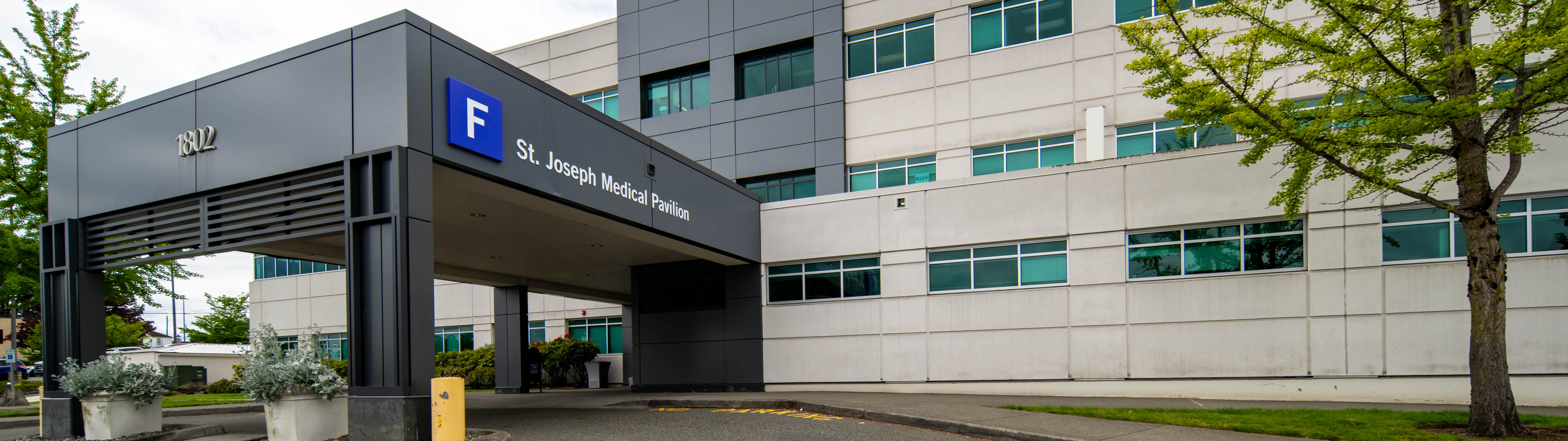 Exterior front view of Franciscan Cardiothoracic Surgery Associates at St. Joseph